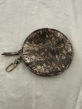 Hobo Revolve Round Snake printTextured Coin Pouch with Clip